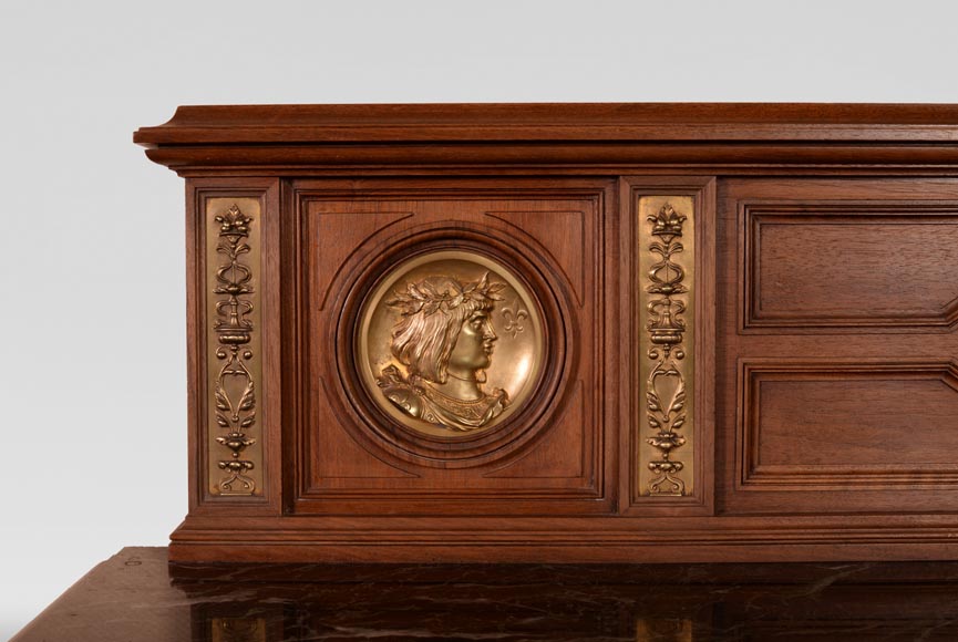 Édouard LIÈVRE (Auteur du modèle, 1829 – 1886), Paul SORMANI (ébéniste, 1817 – 1874 ou 1875) Buffet d’apparat néo-Renaissance et console. Édouard LIÈVRE (Auteur du modèle, 1829 – 1886), Paul SORMANI (ébéniste, 1817 – 1874 ou 1875) Buffet d’apparat néo-Renaissance et console.-13