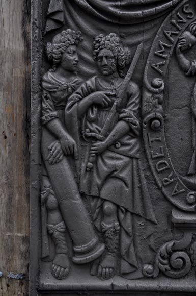 Plaque de cheminée ancienne au décor janséniste, XVIIIème siècle Plaque de cheminée ancienne au décor janséniste, XVIIIème siècle-3