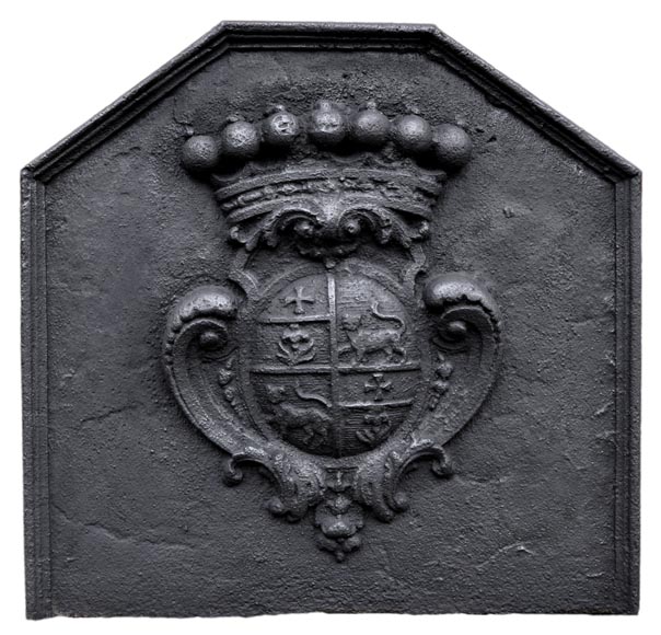 Plaque de cheminée ancienne aux armes de la famille Joly, XVIIIème siècle Plaque de cheminée ancienne aux armes de la famille Joly, XVIIIème siècle-0