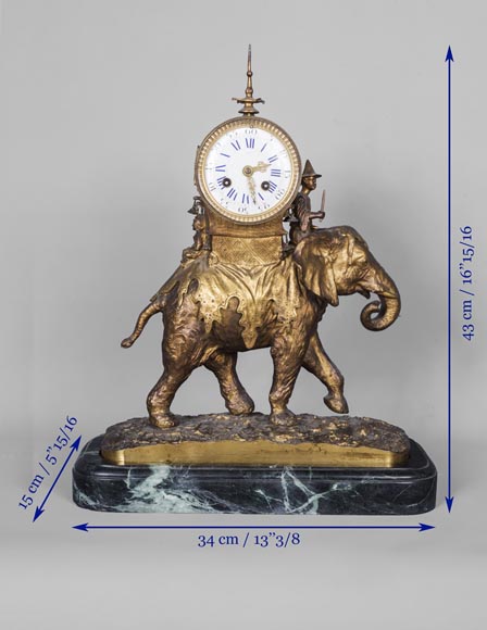 Christophe FRATIN (1801-1864) rare pendule à l'éléphant d'Asie, en bronze doré et patiné Christophe FRATIN (1801-1864) rare pendule à l'éléphant d'Asie, en bronze doré et patiné-7