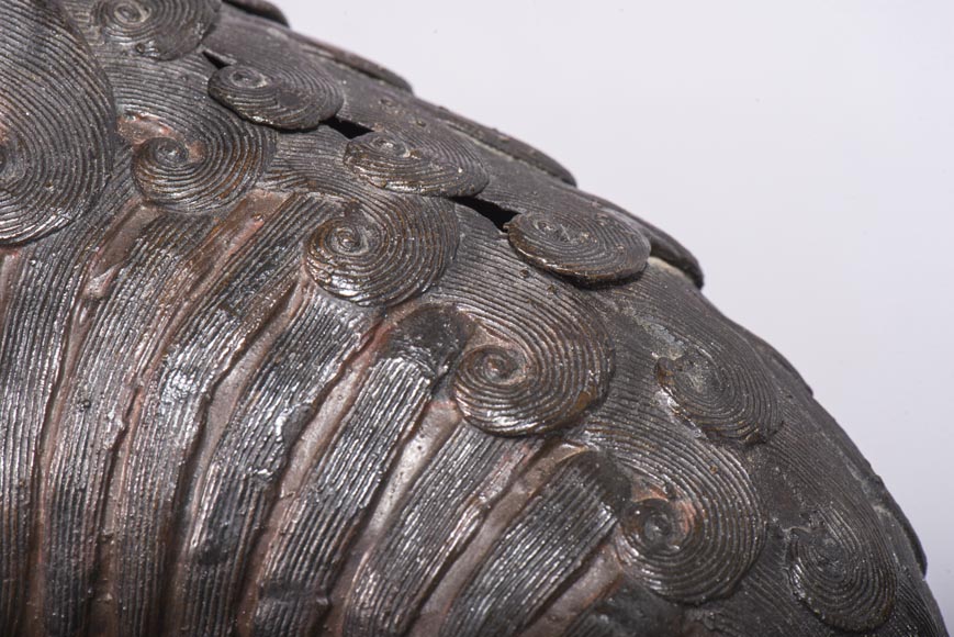 Pendule chinoisante à décor de chien de Fô Pendule chinoisante à décor de chien de Fô-7