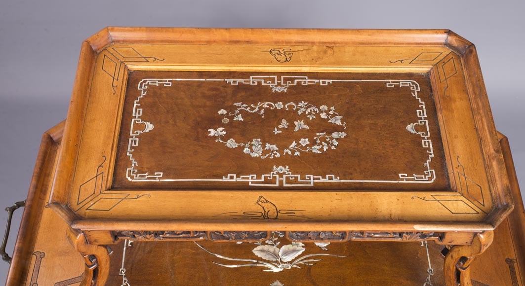 Table à thé japonisante à double plateau et incrustations de nacre Table à thé japonisante à double plateau et incrustations de nacre-3