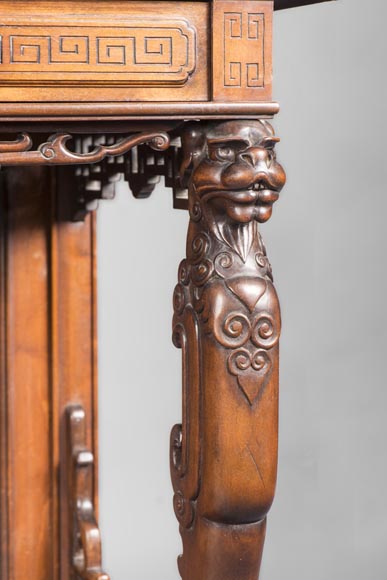 Meuble de présentation japonisant à décor d'ivoire et de laque Meuble de présentation japonisant à décor d'ivoire et de laque-10