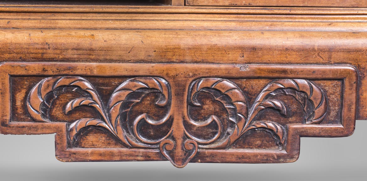 Meuble à étagères d'inspiration extrême-orientale Meuble à étagères d'inspiration extrême-orientale-9