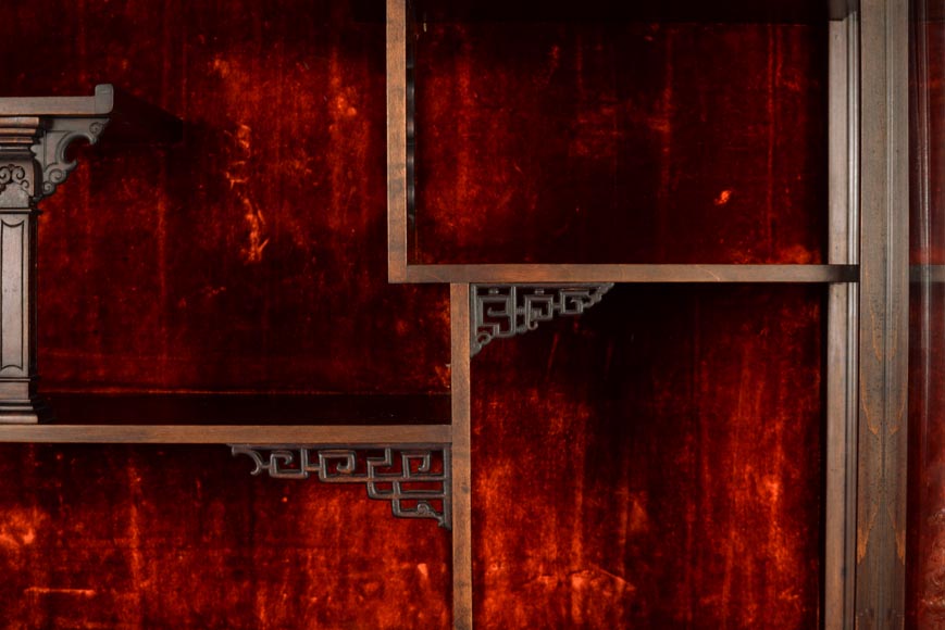 Gabriel Viardot (attribué à )- Meuble de présentation japonisant à décor de laque et de nacre Gabriel Viardot (attribué à )- Meuble de présentation japonisant à décor de laque et de nacre-7