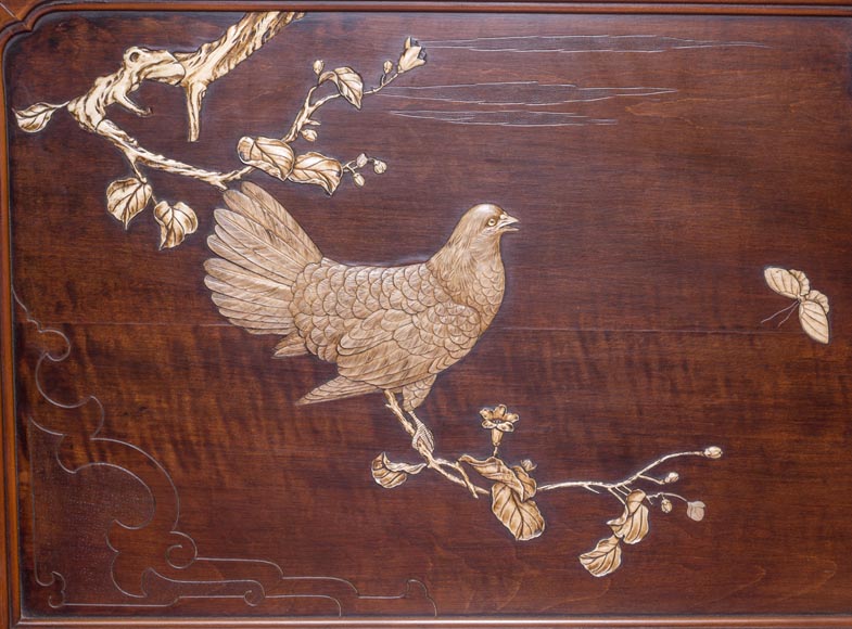 Lit ancien d'inspiration extrême-orientale à décor en os gravé et incrusté Lit ancien d'inspiration extrême-orientale à décor en os gravé et incrusté-5