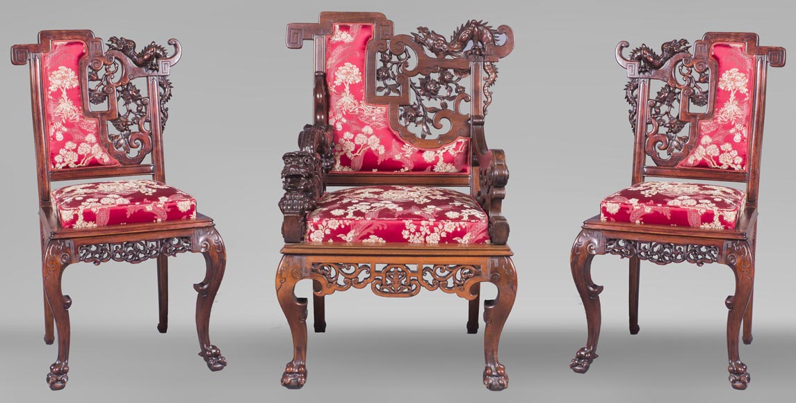 Cyrille RUFFIER DES AIMES (1844-1916) - Ensemble de deux chaises et un fauteuil d'inspiration extrême-orientale Cyrille RUFFIER DES AIMES (1844-1916) - Ensemble de deux chaises et un fauteuil d'inspiration extrême-orientale-0