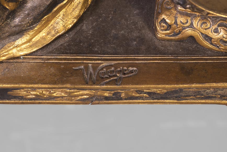 Arthur WAAGEN (actif 1869-1910) Garniture de cheminée japonisante, en régule, représentant une jeune femme vêtue d'un kimono Arthur WAAGEN (actif 1869-1910) Garniture de cheminée japonisante, en régule, représentant une jeune femme vêtue d'un kimono-3