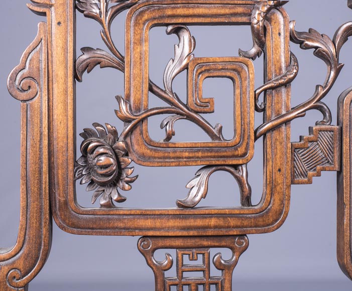 Paire de chaises à dossier ajouré dans le goût du Japon Paire de chaises à dossier ajouré dans le goût du Japon-8