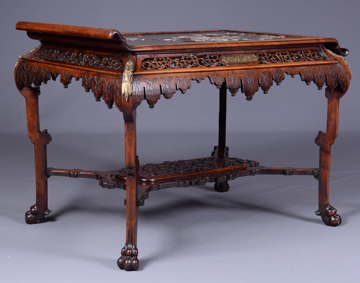 Gabriel Viardot (attribuée à), Table japonisante avec marqueterie d'oiseau en os, vers 1870-1880 Gabriel Viardot (attribuée à), Table japonisante avec marqueterie d'oiseau en os, vers 1870-1880-7