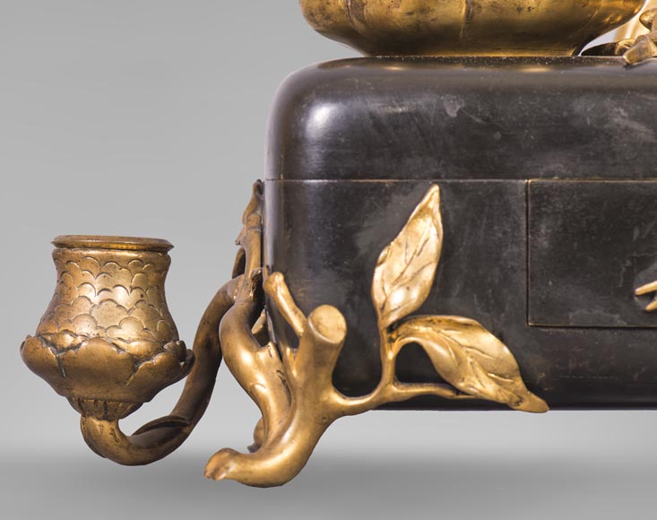 Frédéric-Eugène PIAT (modèle de) pour Maison Perrot (bronzier) - Elégant encrier japonisant à décor de papillon Frédéric-Eugène PIAT (modèle de) pour Maison Perrot (bronzier) - Elégant encrier japonisant à décor de papillon-4