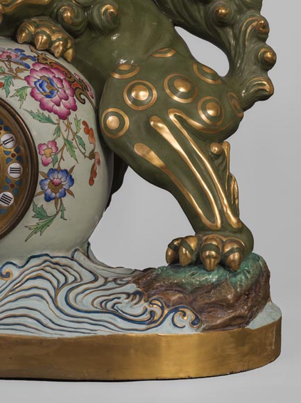 Pendule japonisante au chien de Fô Pendule japonisante au chien de Fô-2