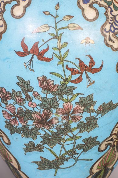 Paire de lampes japonisantes aux têtes d'éléphant Paire de lampes japonisantes aux têtes d'éléphant-3