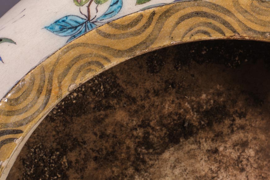 Beau cache-pot chinoisant ancien en faïence à décor d'oiseaux Beau cache-pot chinoisant ancien en faïence à décor d'oiseaux-8