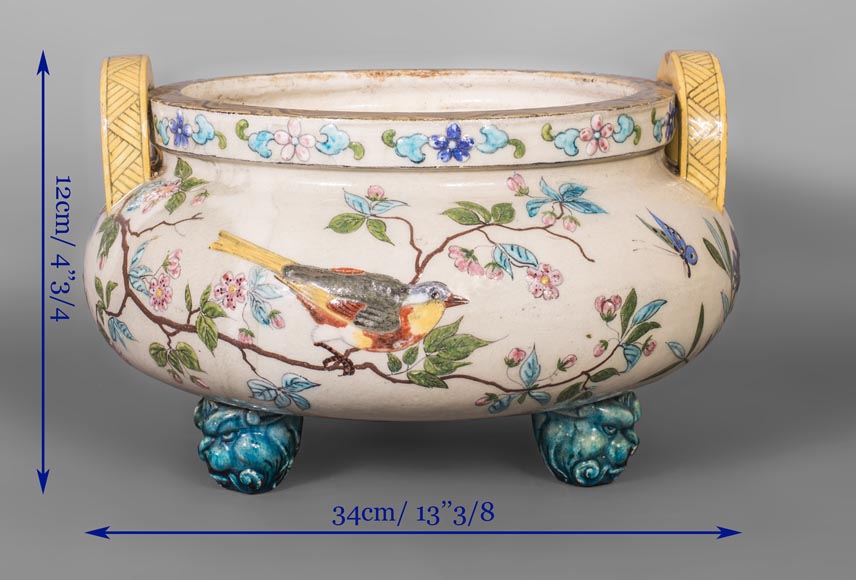Beau cache-pot chinoisant ancien en faïence à décor d'oiseaux Beau cache-pot chinoisant ancien en faïence à décor d'oiseaux-10