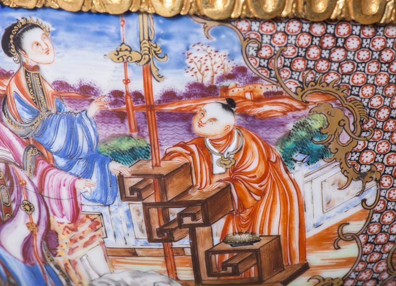 Coupe en porcelaine de Canton avec très belle monture en bronze doré, XIXe siècle Coupe en porcelaine de Canton avec très belle monture en bronze doré, XIXe siècle-10