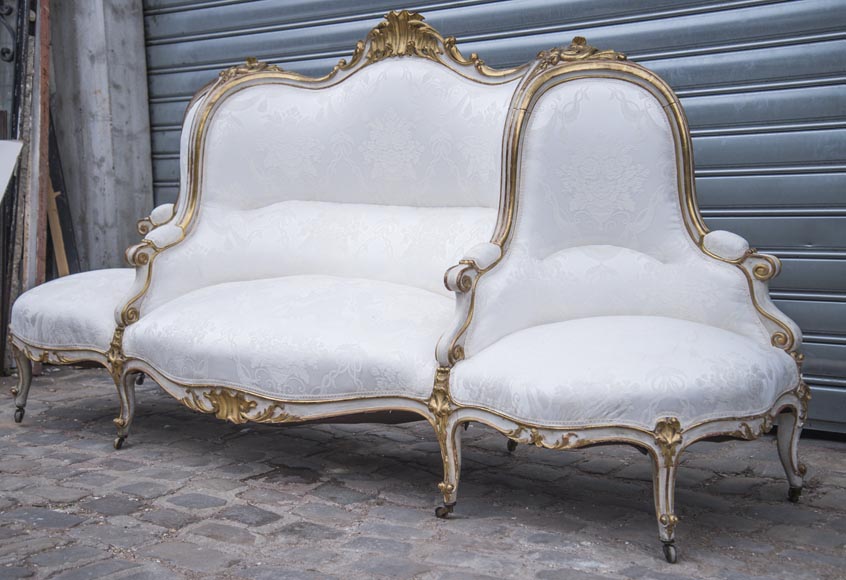 Grande banquette ancienne de style Louis XV en bois doré Grande banquette ancienne de style Louis XV en bois doré-4