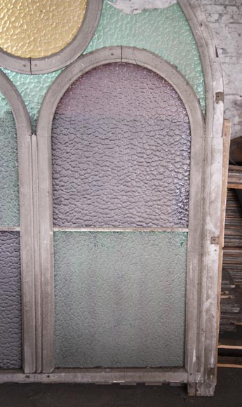 Ensemble de cadres de fenêtres en bois en forme d'arcade et verres de couleurs Ensemble de cadres de fenêtres en bois en forme d'arcade et verres de couleurs-10