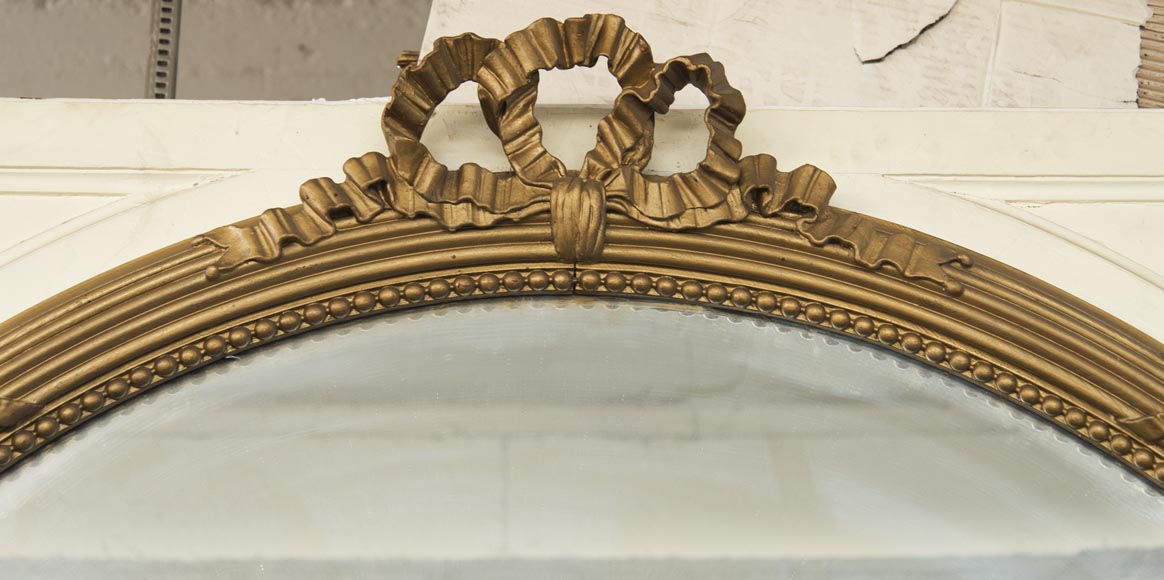 Trumeau de style Louis XVI, au fronton arrondi Trumeau de style Louis XVI, au fronton arrondi-2