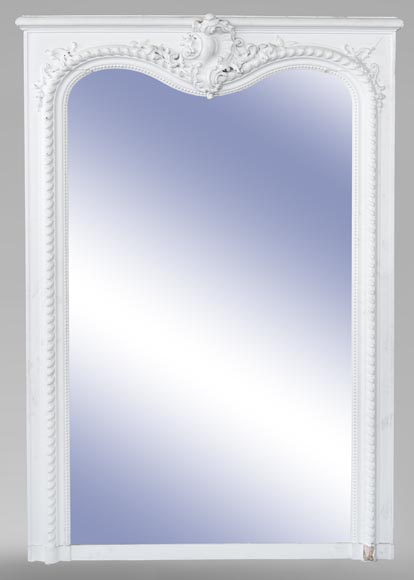 Trumeau ancien de style Louis XV à décor d'une coquille asymétrie et fronton en arbalète  Trumeau ancien de style Louis XV à décor d'une coquille asymétrie et fronton en arbalète -0