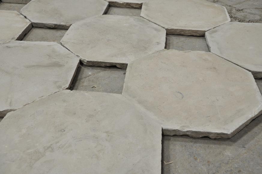 Sol composé d'un bel ensemble de cabochons octogonaux du XIXe siècle Sol composé d'un bel ensemble de cabochons octogonaux du XIXe siècle-3