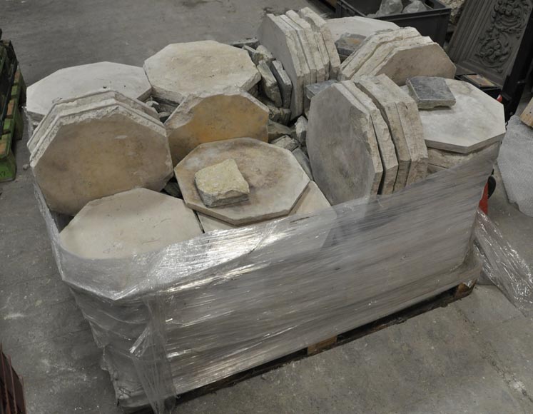 Sol composé d'un bel ensemble de cabochons octogonaux du XIXe siècle Sol composé d'un bel ensemble de cabochons octogonaux du XIXe siècle-4