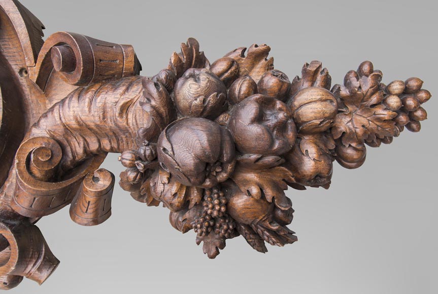 Grand cartel en chêne sculpté figurant Hermès et son caducée, fin du XIXè siècle Grand cartel en chêne sculpté figurant Hermès et son caducée, fin du XIXè siècle-3