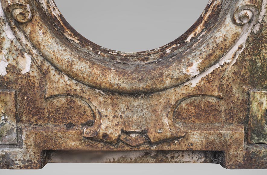 Œil-de-bœuf en fonte du XIXe siècle Œil-de-bœuf en fonte du XIXe siècle-4