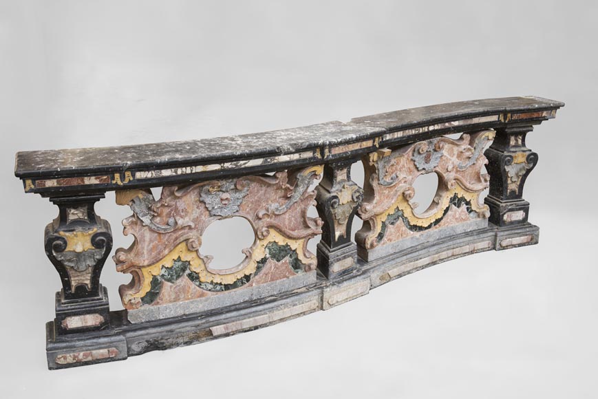 Paire de balustrades de style Baroque en marbre polychrome Paire de balustrades de style Baroque en marbre polychrome-3