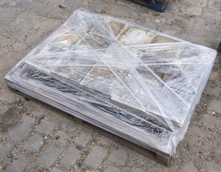 Petit lot de dalles du XVIIIe siècle, en marbre de Carrare Petit lot de dalles du XVIIIe siècle, en marbre de Carrare-3