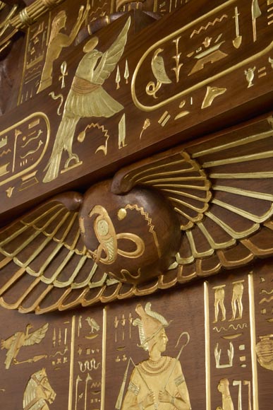 Louis MALARD, Chambre à coucher unique de style « rhamsésien » en noyer rehaussé de feuilles d’or, Exposition Universelle de 1889  Louis MALARD, Chambre à coucher unique de style « rhamsésien » en noyer rehaussé de feuilles d’or, Exposition Universelle de 1889-8