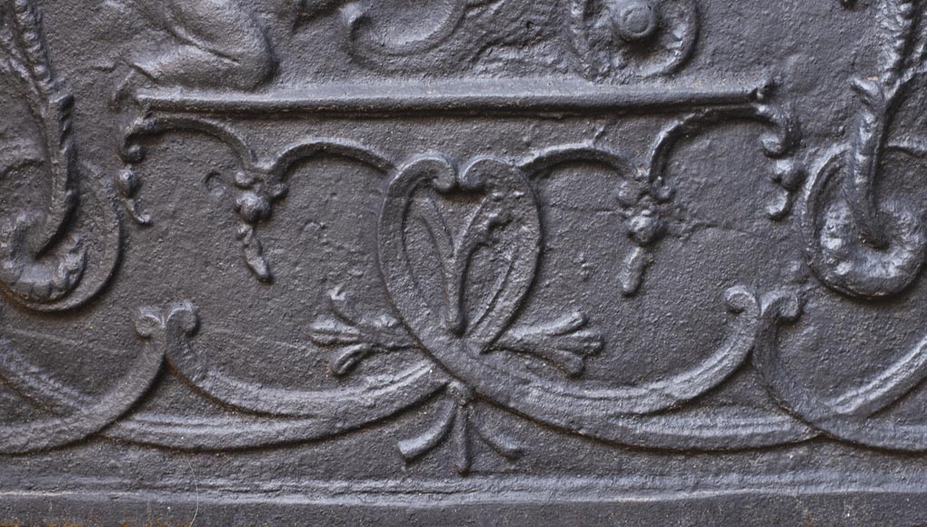 Plaque de cheminée moderne à décor chinoisant illustrée par Plaque de cheminée moderne à décor chinoisant illustrée par