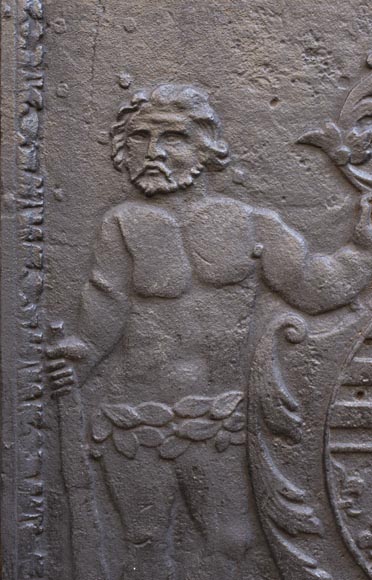 Plaque de cheminée du XVIIIe siècle, aux armoiries de Léopold Ier Duc de Lorraine  Plaque de cheminée du XVIIIe siècle, aux armoiries de Léopold Ier Duc de Lorraine -2