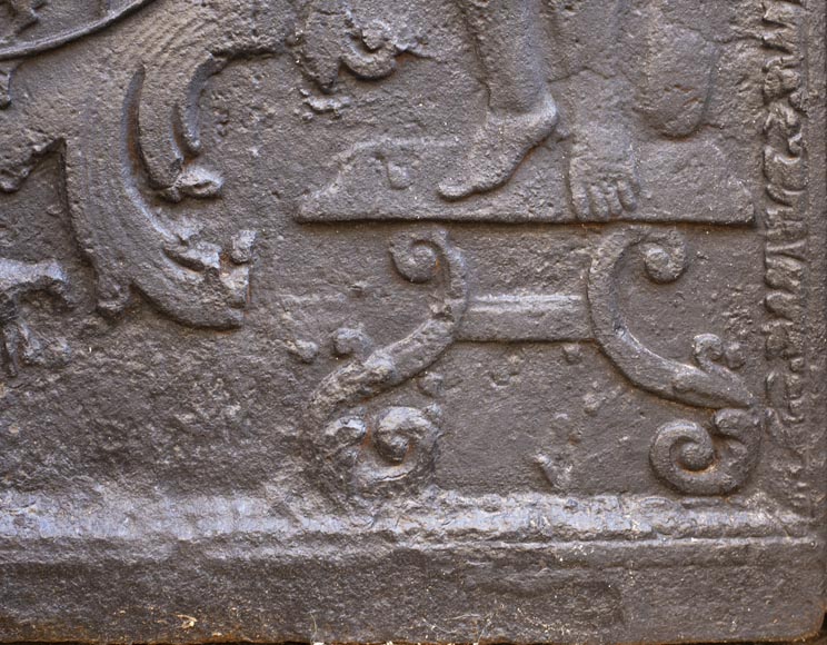 Plaque de cheminée du XVIIIe siècle, aux armoiries de Léopold Ier Duc de Lorraine  Plaque de cheminée du XVIIIe siècle, aux armoiries de Léopold Ier Duc de Lorraine -6