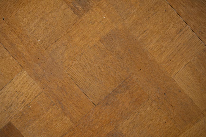 Ensemble de parquet de Versailles en chêne, du XXe siècle Ensemble de parquet de Versailles en chêne, du XXe siècle-2
