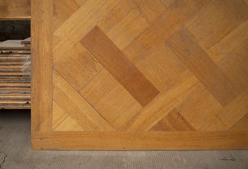 Ensemble de parquet de Versailles en chêne, du XXe siècle Ensemble de parquet de Versailles en chêne, du XXe siècle-3