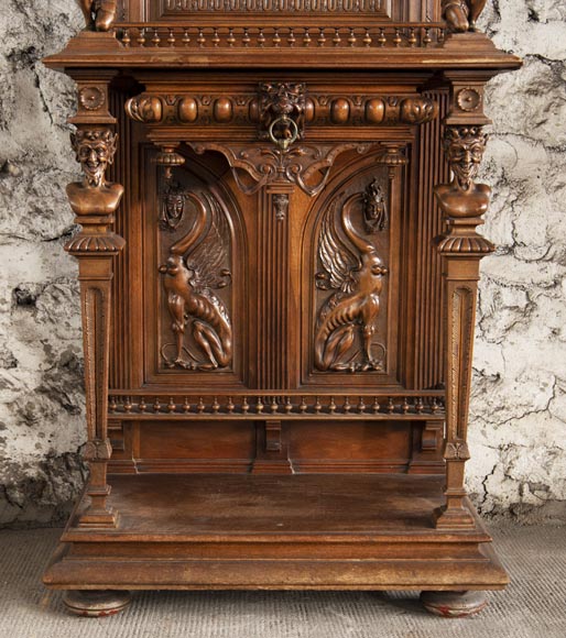 Petit meuble vitrine de style Néo-Renaissance Petit meuble vitrine de style Néo-Renaissance-5