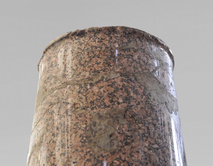 Paire de colonnes anciennes en granit Paire de colonnes anciennes en granit-6