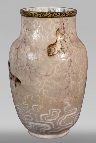 Edmond LACHENAL (1855-1930) - Vase ovoïde en céramique vernissée à décor de carpes Edmond LACHENAL (1855-1930) - Vase ovoïde en céramique vernissée à décor de carpes-1