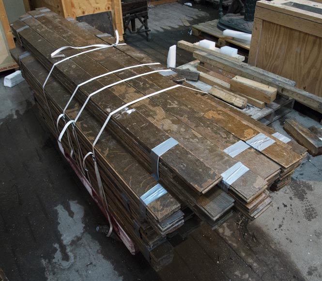 Lot d'environ 28 m2 de parquet linéaire en chêne Lot d'environ 28 m2 de parquet linéaire en chêne-1