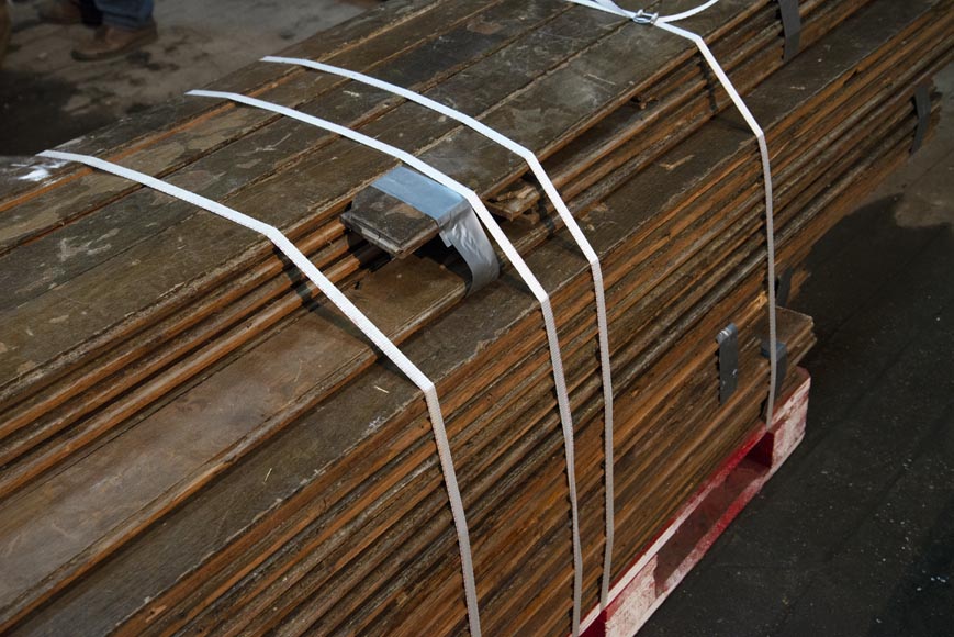 Lot d'environ 28 m2 de parquet linéaire en chêne Lot d'environ 28 m2 de parquet linéaire en chêne-2