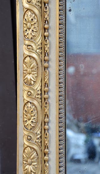 Grand trumeau ancien de style Louis XVI à décor de rubans noués et fleurs Grand trumeau ancien de style Louis XVI à décor de rubans noués et fleurs-4