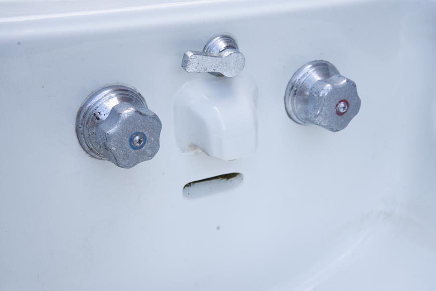 Lavabo sur colonne en faïence de marque Standard Lavabo sur colonne en faïence de marque Standard-5