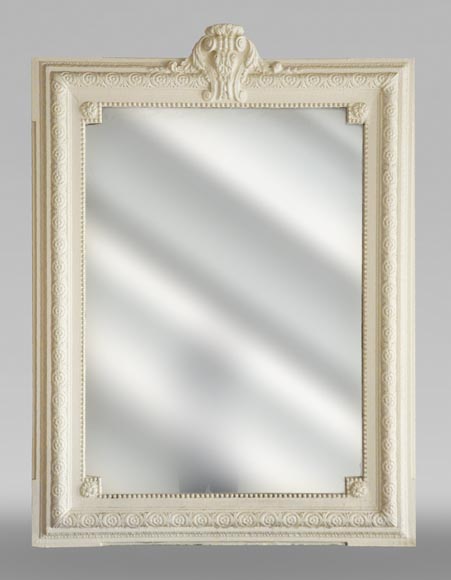 Petit trumeau peint en blanc aux rosaces Petit trumeau peint en blanc aux rosaces-0