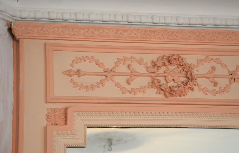 Trumeau ancien de style Louis XVI, à décor de couronnes de laurier Trumeau ancien de style Louis XVI, à décor de couronnes de laurier-2