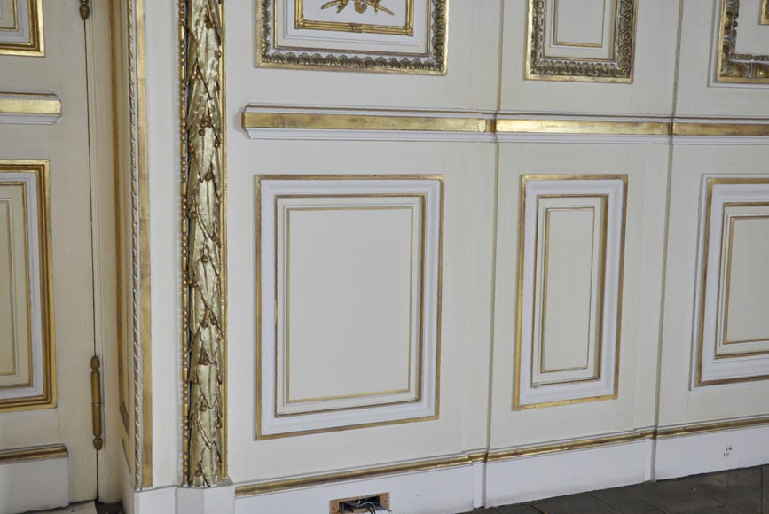 Importante boiserie de style Louis XVI, fin du XXe siècle Importante boiserie de style Louis XVI, fin du XXe siècle-2