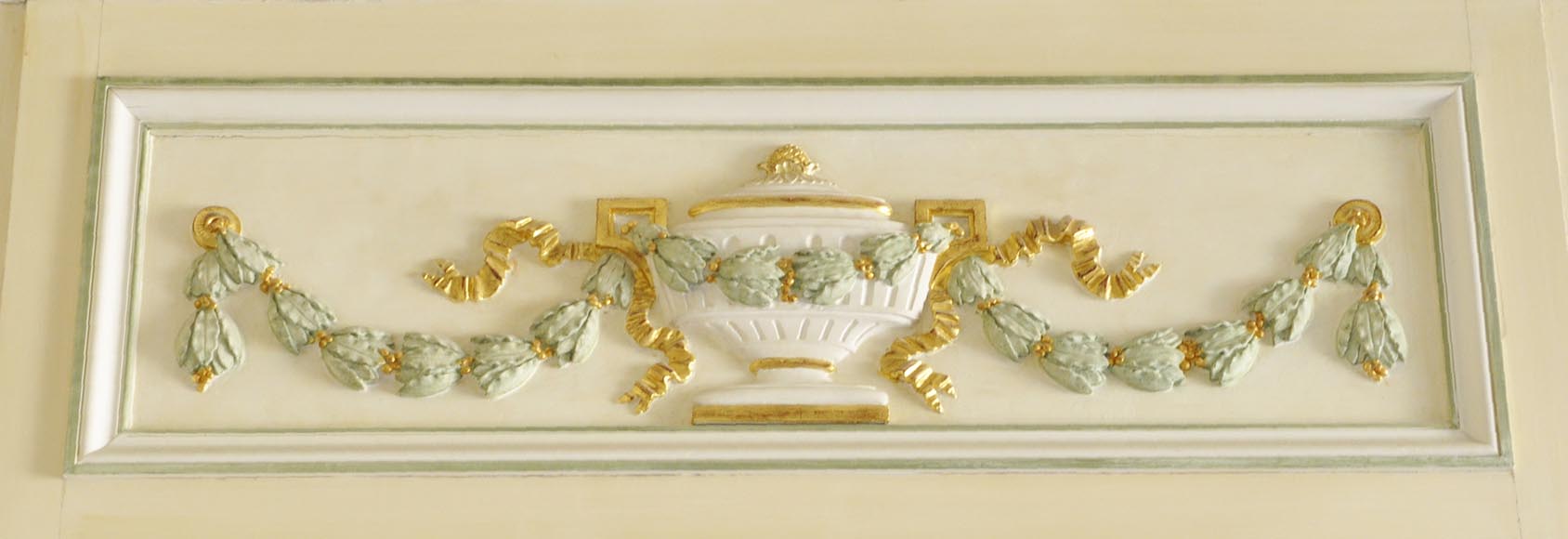Boiserie de style Louis XVI, fin du XXe siècle  Boiserie de style Louis XVI, fin du XXe siècle -16