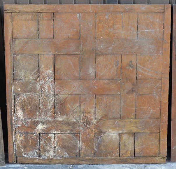 Lot de parquet Versailles et Chantilly, environ 21 mètres carrés,  en chêne du XVIIIe siècle Lot de parquet Versailles et Chantilly, environ 21 mètres carrés,  en chêne du XVIIIe siècle-3