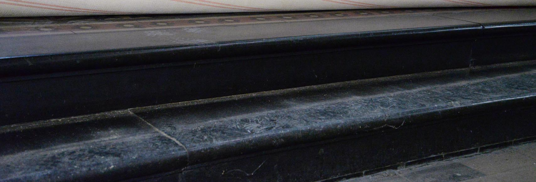 Lot de marches en marbre noir fin Lot de marches en marbre noir fin-3