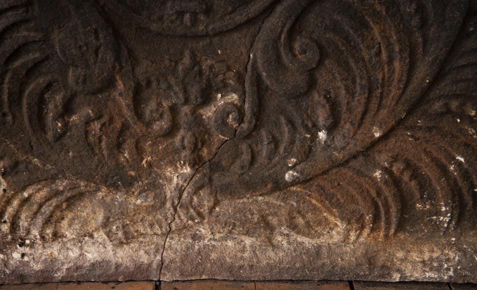 Plaque de cheminée ancienne aux Armes de France du XIXe siècle Plaque de cheminée ancienne aux Armes de France du XIXe siècle-4